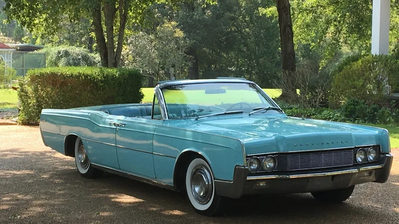 1967 Lincoln Continental  6