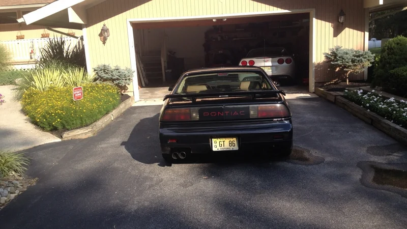1986 Pontiac Fiero GT 3