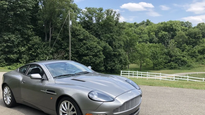 2002 Aston Martin V12 Vanquish (Die Another Day Car) 2