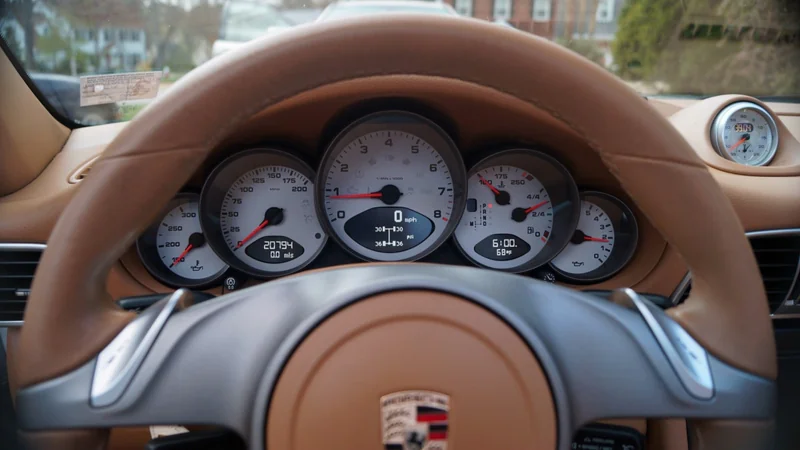 2010 Porsche 911 Carrera S 12