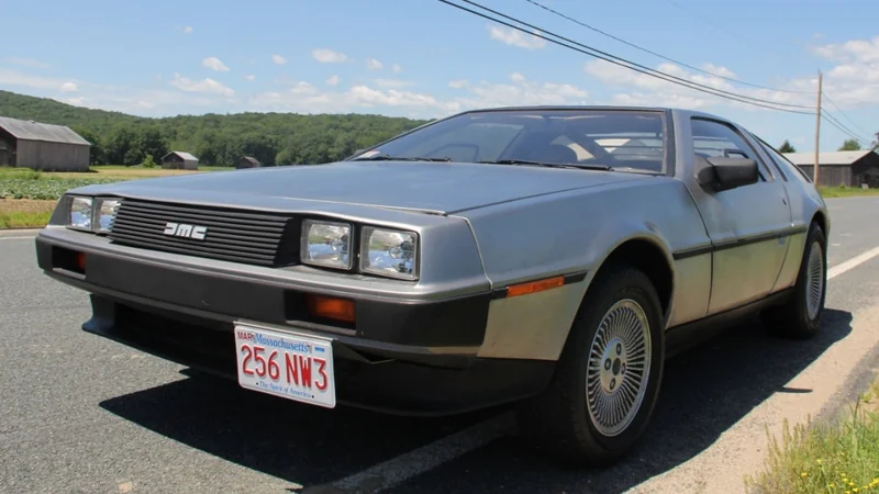 1983 DeLorean DMC-12