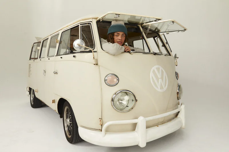 1963 Volkswagen Bus 12