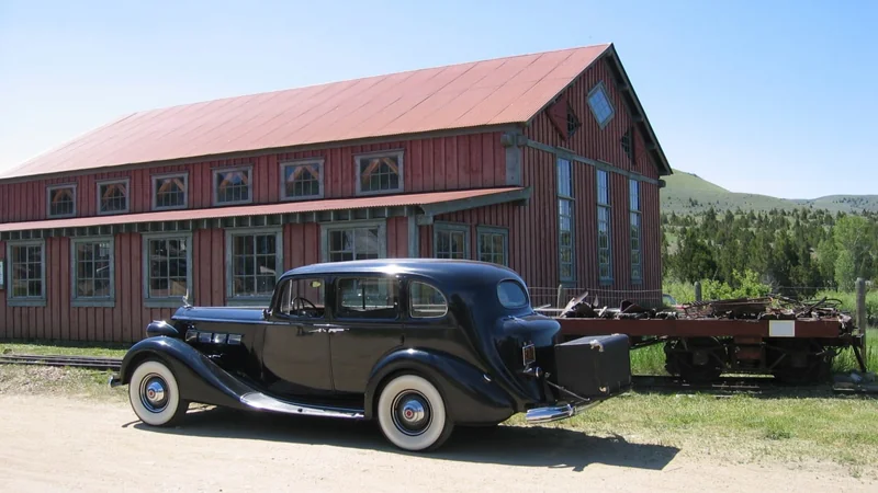 1937 Packard Super Eight-Series 1500
