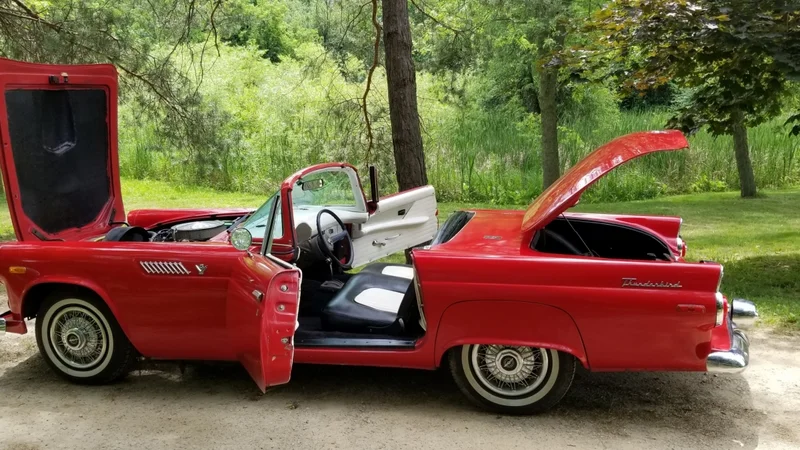 1955 Ford Thunderbird