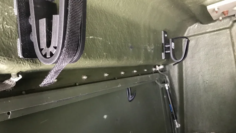 1986 AM General Humvee 4