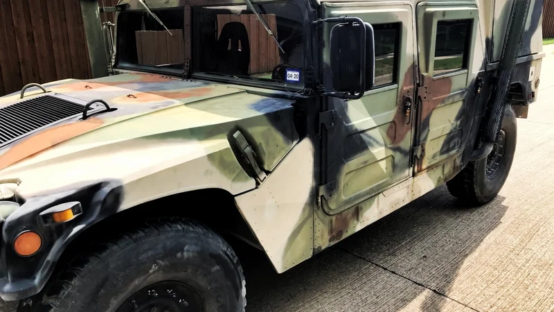 1986 AM General Humvee 7