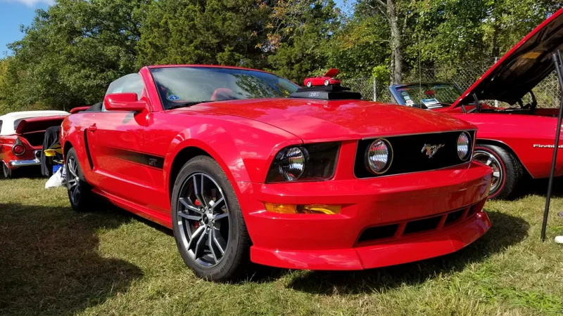 2005 Ford Mustang 7