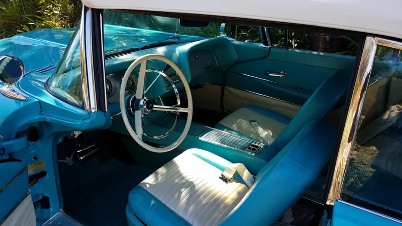 1958 Ford Thunderbird