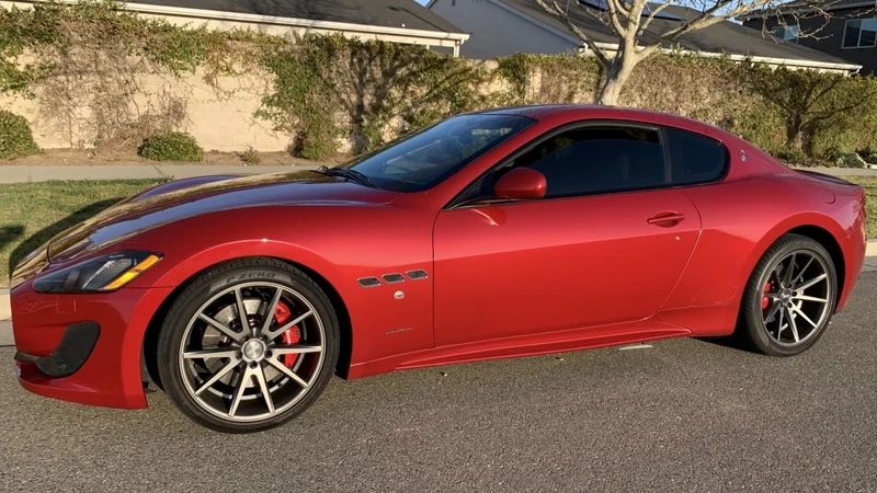 2014 Maserati GranTurismo 3