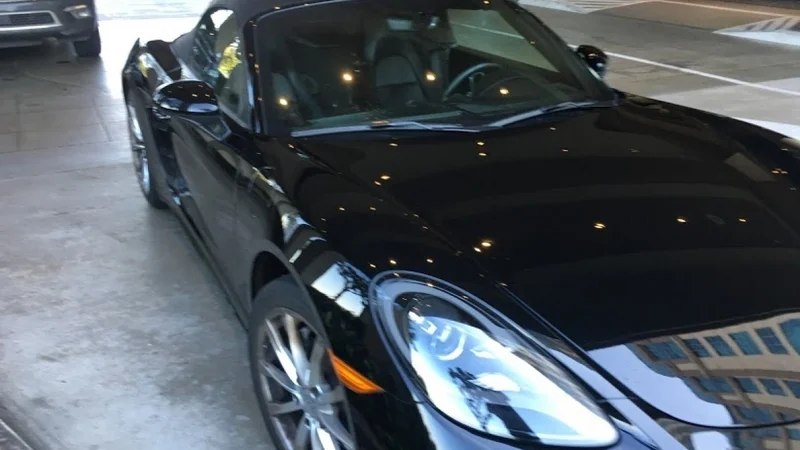 2017 Porsche Boxster 8