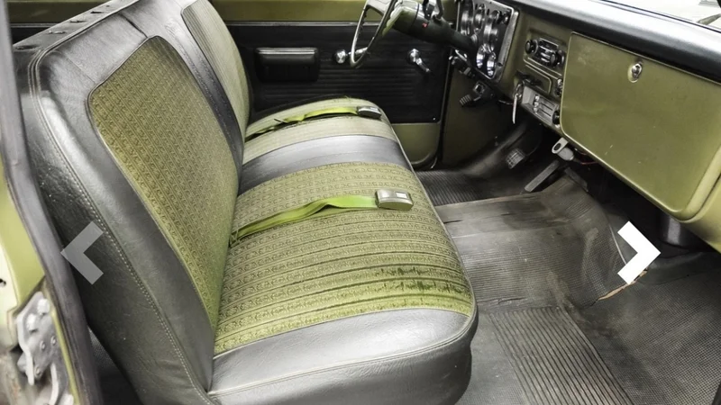 1971 Chevrolet Suburban 5