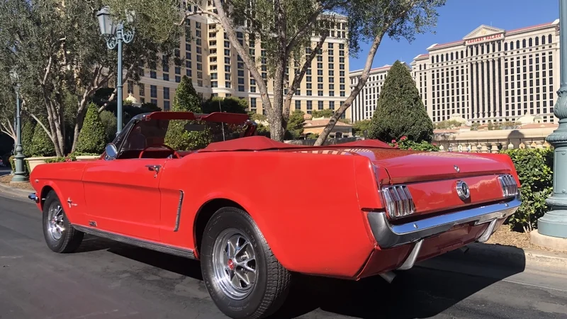 1965 Ford Mustang 2
