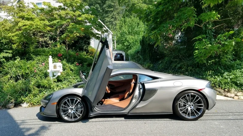 2016 McLaren 570S