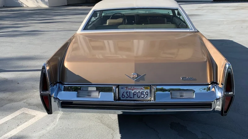 1973 Cadillac Coupe Deville 2