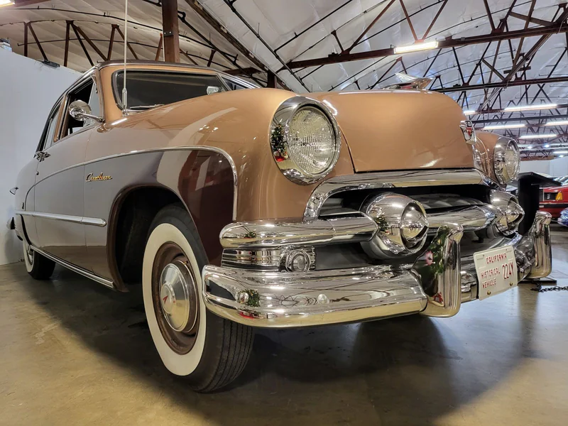 1951 Ford Crestliner 2