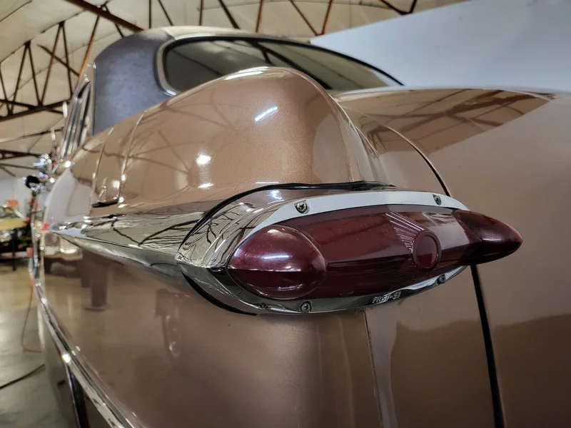 1951 Ford Crestliner 7