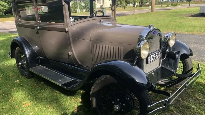 1929 Ford Model A  3