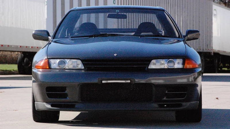 1990 Nissan Skyline GT-R 3