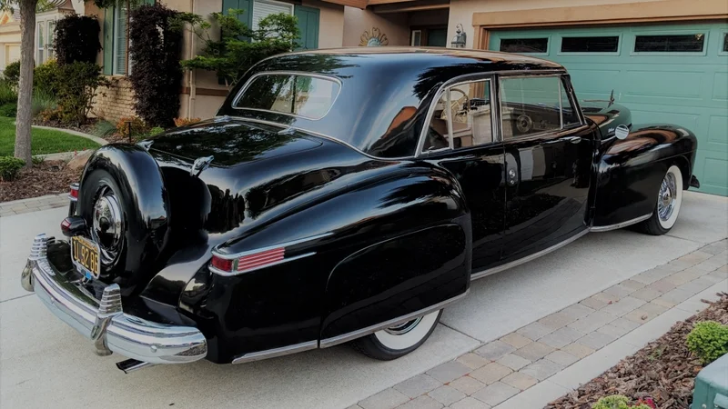 1942 Lincoln Continental 2