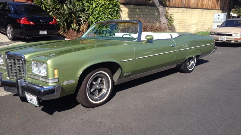 1974 Pontiac Grand Ville 3
