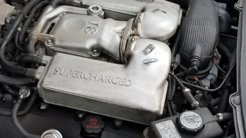 2004 Jaguar XKR