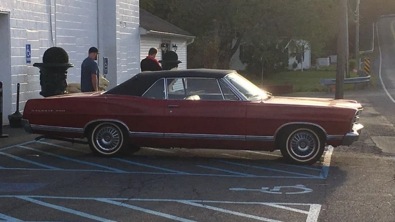 1967 Ford Galaxie 500 2