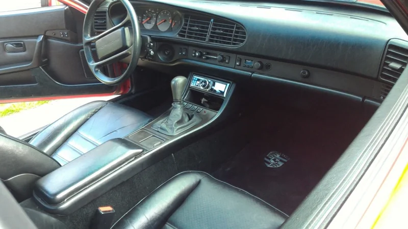 1988 Porsche 944 5
