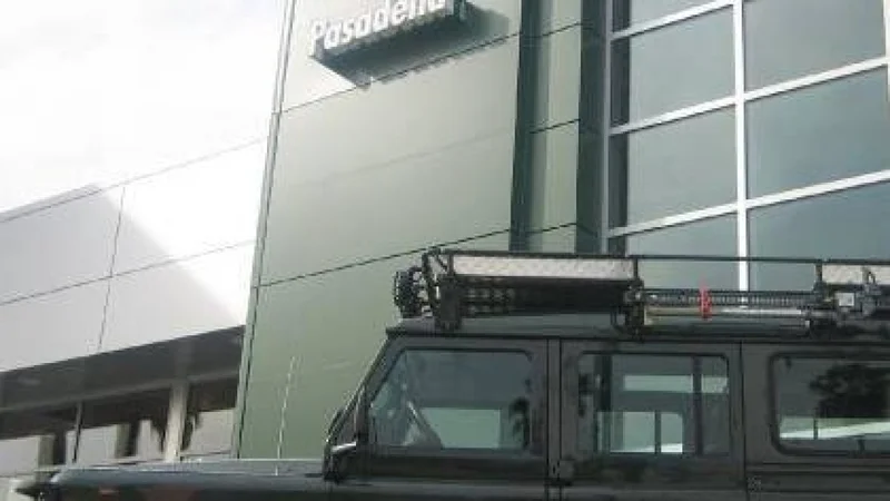 1995 Land Rover Defender 110 4