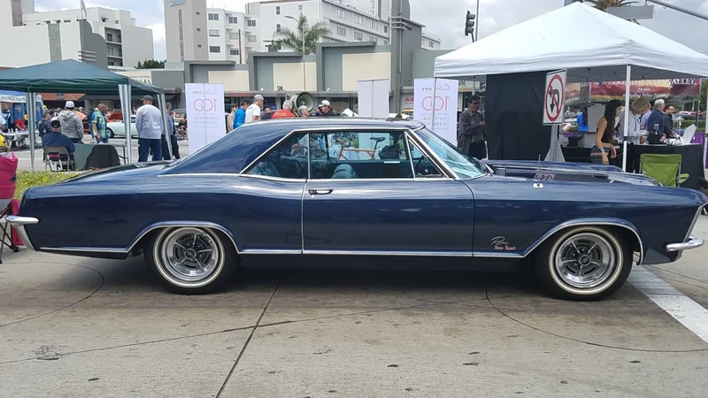 1965 Buick Riviera GS 2