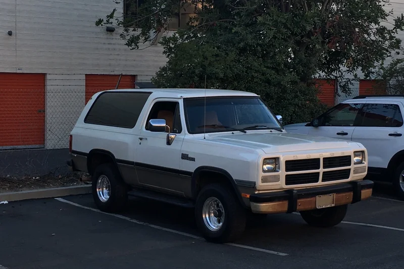 1993 Dodge Ramcharger 2