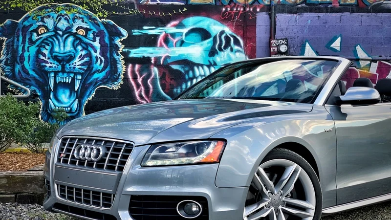 2011 Audi S5 11