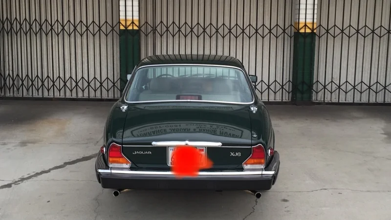 1986 Jaguar XJ8 2