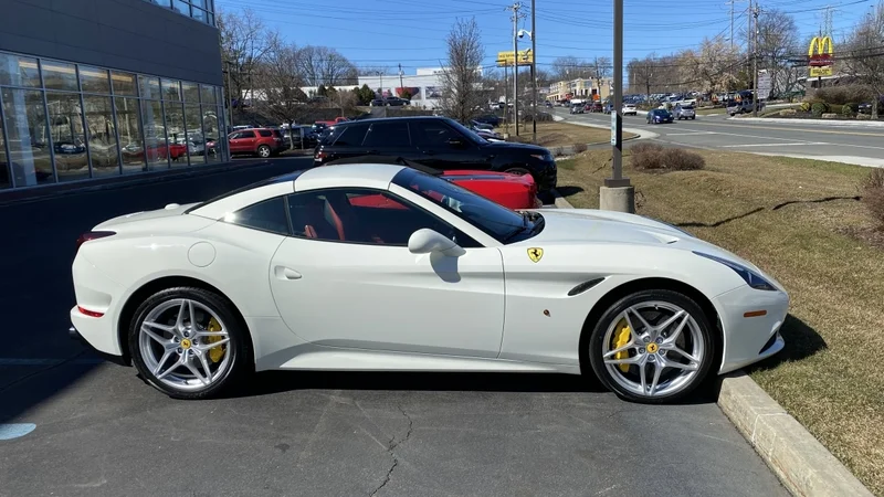 2016 Ferrari California 5