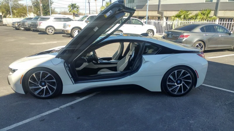 2015 BMW i8 5
