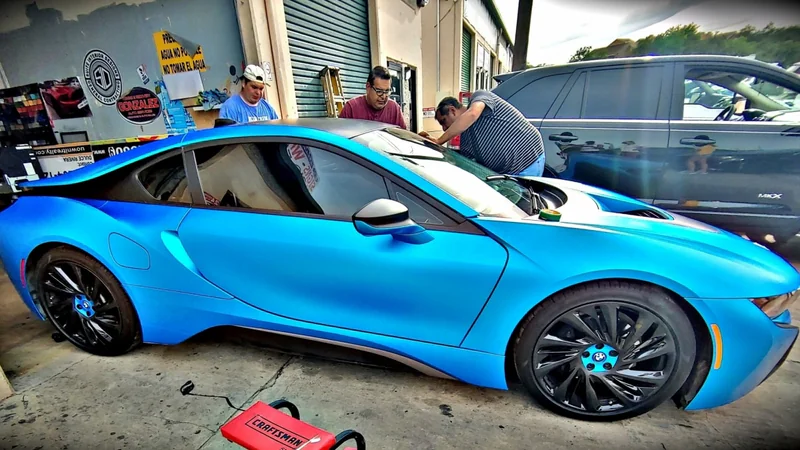 2015 BMW i8 2