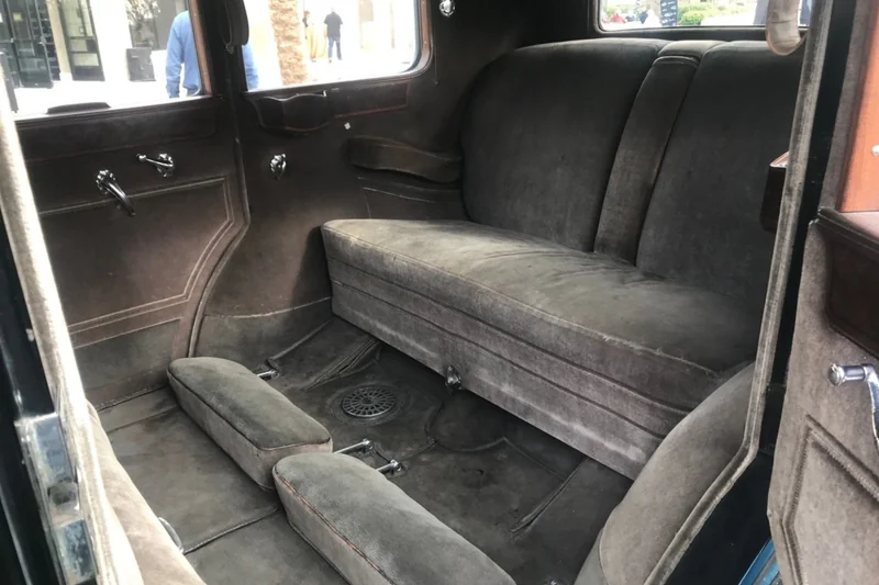 1931 Cadillac V-16 Limousine 5