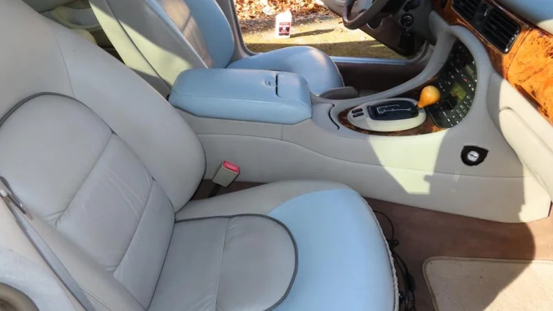 2000 Jaguar Vanden Plas 6