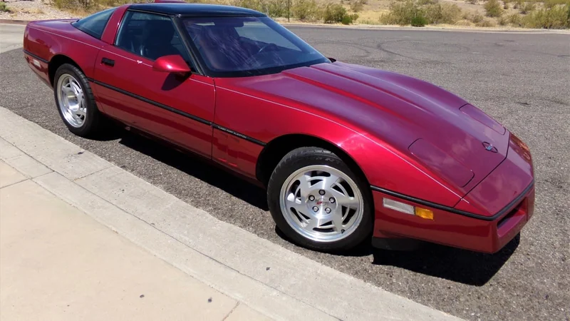 1990 Chevrolet Corvette ZR-1 3