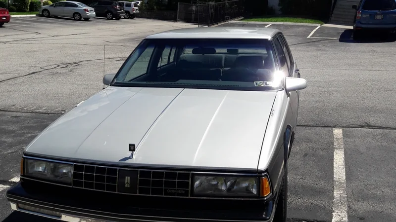 1987 Oldsmobile 98 4