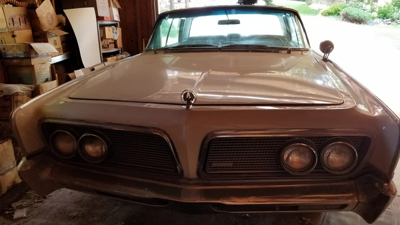 1964 Chrysler Imperial 10
