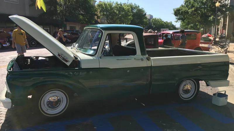 1964 Ford F-100 2