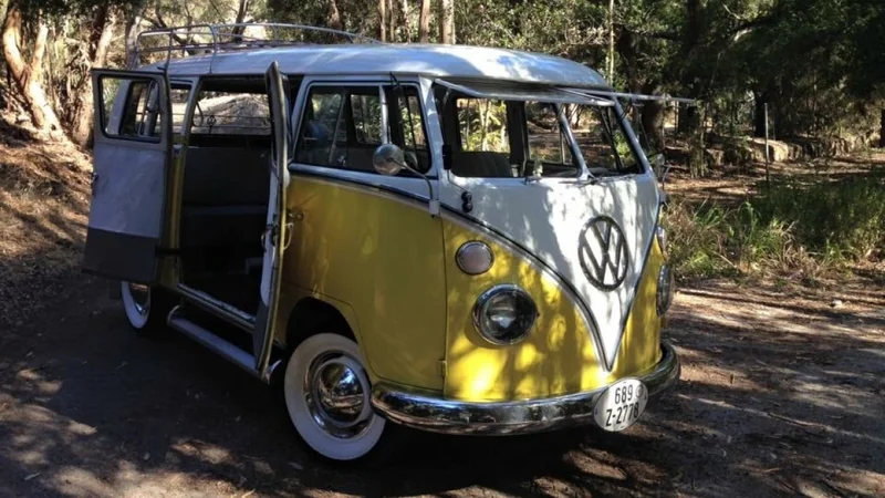 1967 Volkswagen Transporter Deluxe Microbus 2