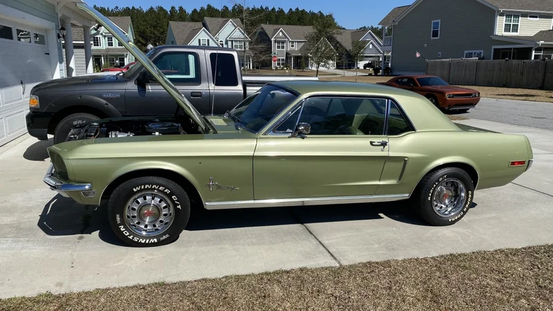 1968 Ford Mustang 2