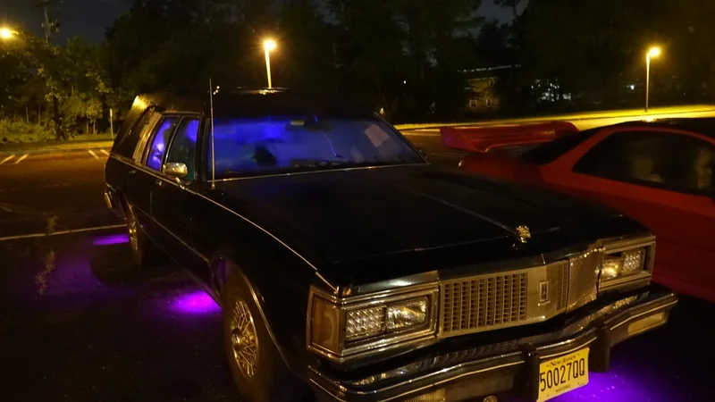 1989 Oldsmobile Hearse Custom Cruiser Wagon 11