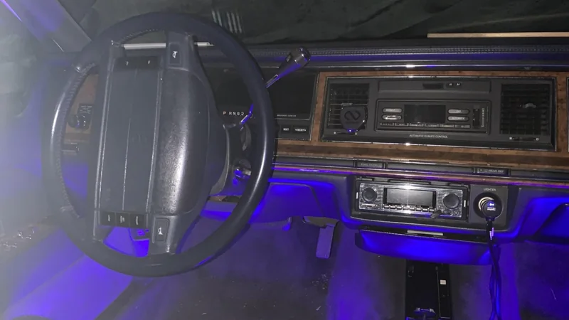 1994 Lincoln Town Car Limousine 5
