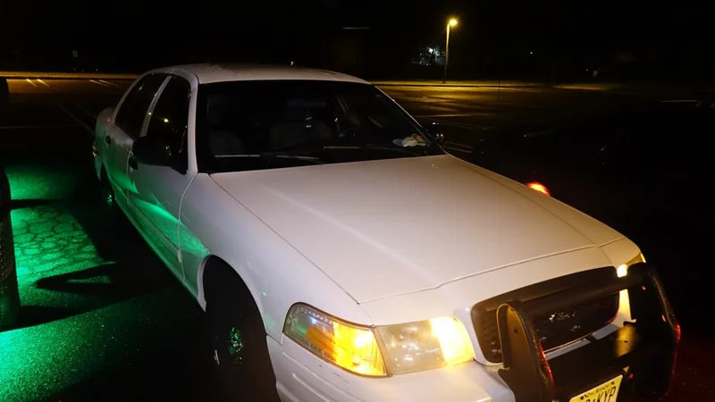 2009 Ford Crown Victoria Police Interceptor  8