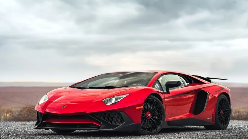 2016 Lamborghini Aventador 3