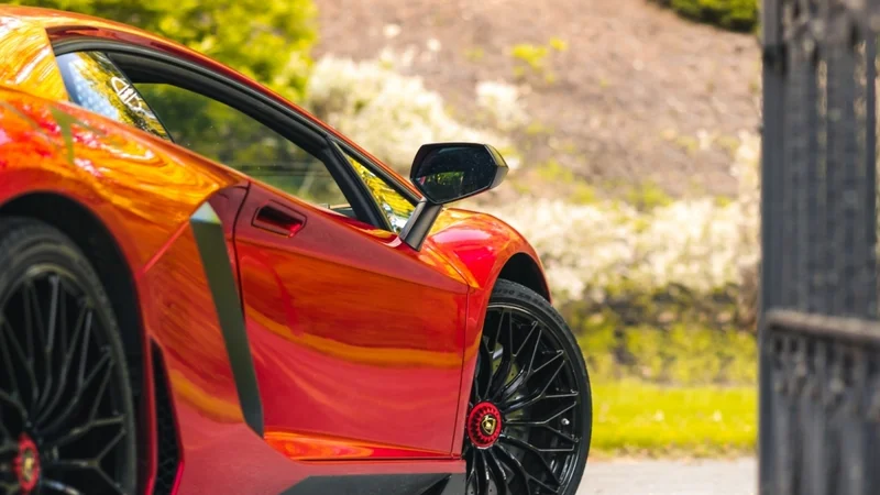 2016 Lamborghini Aventador 5