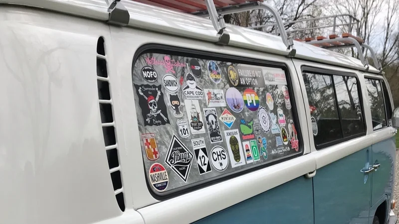 1970 Volkswagen Transporter (Van) 2