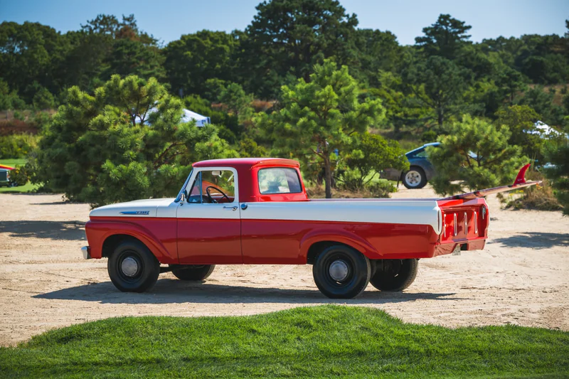 1961 Ford F-250 24
